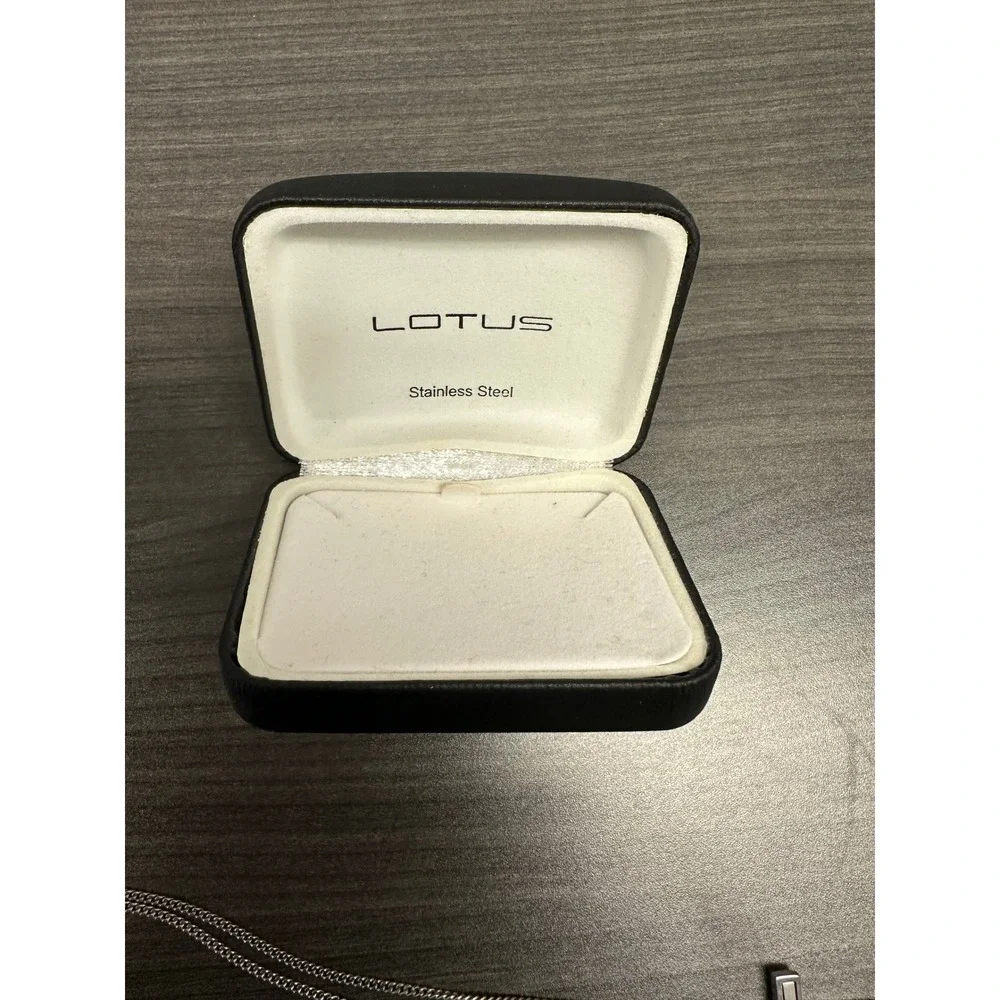 Lotus Mens Stainless Steel Cross Pendant Necklace Silver Tone Curb Chain Boxed